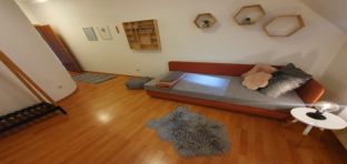Studio 28